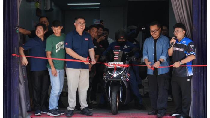 Touring kuliner dari Larantuka