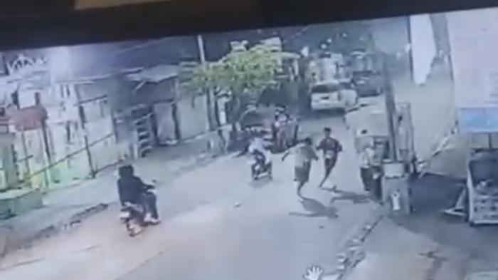 20260426 _ CCTV Adik Tusuk Kakak di Semarang