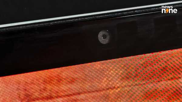 The camera lacks a physical shutter. (Image Credit: Aditya Madanapalle/News9). 