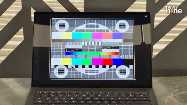 The display is bright, but a bit reflective. (Image Credit: Aditya Madanapalle/News9). 