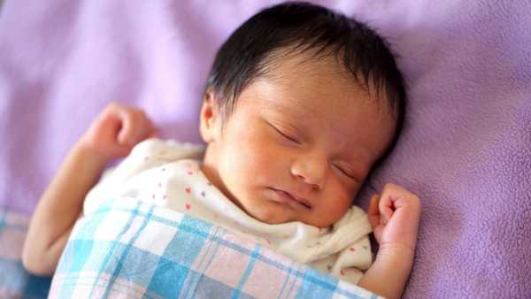 Newborn Baby Clothes Shopping Guide