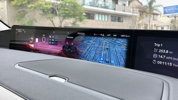 2026 Lincoln Navigator L Reserve screen