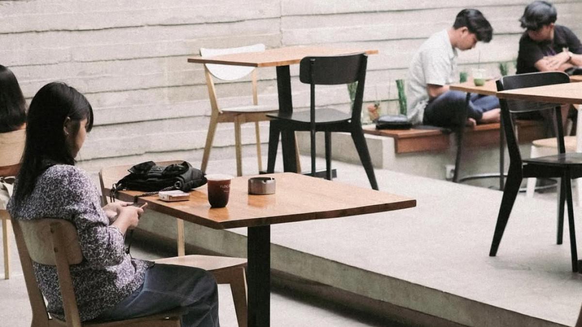 FLOC Coffee & Eatery, satu kafe di Medan yang buka sejak pagi dan cocok buat WFC maupun nugas.