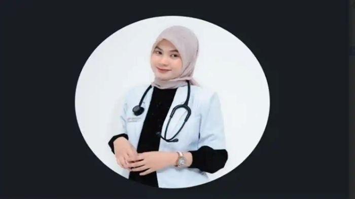 KELEBIHAN BEBAN KERJA - dr. Myta Aprilia Azmy dikabarkan meninggal dunia. Alumni Fakultas Kedokteran (FK) Universitas Sriwijaya (Unsri) itu merupakan dokter internship di salah satu rumah sakit daerah di Provinsi Jambi.
