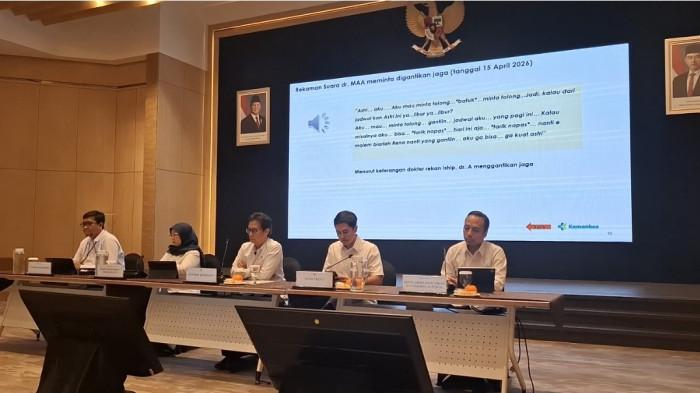 DOKTER INTERSHIP - Kementerian Kesehatan menemukan rekaman voice note dokter internship di Jambi, dr. Myta Aprilia Azmy, yang diduga direkam 2 minggu sebelum meninggal dunia. Fakultas Kedokteran Universitas Sriwijaya itu sempat mengirimkan voice note kepada rekan sesama dokter internsip untuk  meminta bantuan agar menggantikan jadwal jaga di IGD karena kondisinya sudah tidak kuat.  Voice note yang direkam pada 15 April 2026 itu memperdengarkan suara dr. Myta sudah batuk-batuk dangan napas yang putus-putus.