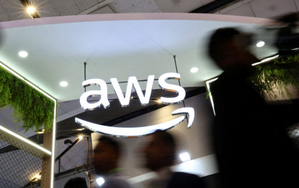 Amazon reports outage after Mid-East data center struck by 'objects' -  Business Insurance