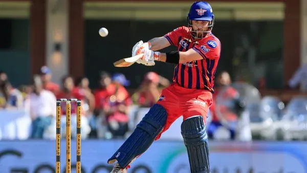 Josh Inglis in action during CSK vs LSG. <div style=