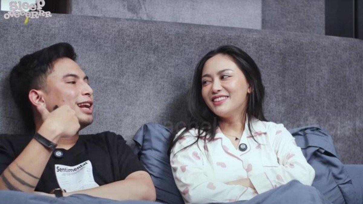 Okin jual rumah laku Rp 4 miliar.