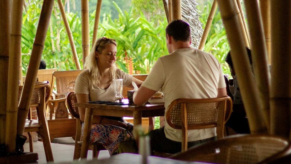Caping Resto Borobudur, satu tempat makan siang dekat Candi Borobudur yang bisa jadi pilihan saat liburan di Magelang.