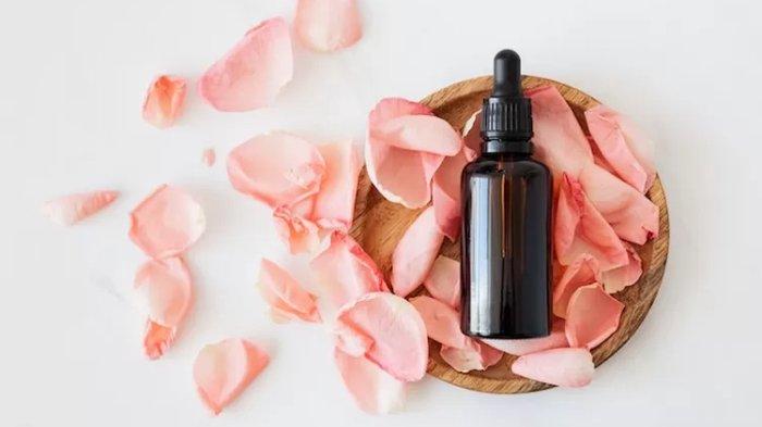 Ilustrasi skincare yang mengandung retinol