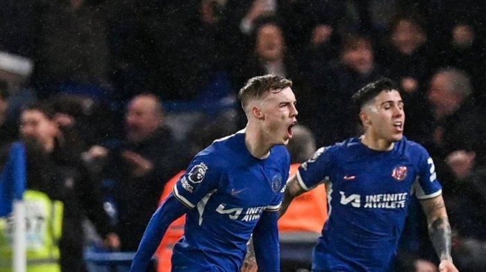 Cole Palmer selebrasi usai cetak gol untuk Chelsea