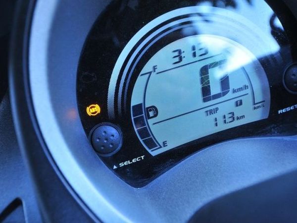 Lampu indikator ABS di Yamaha NMAX