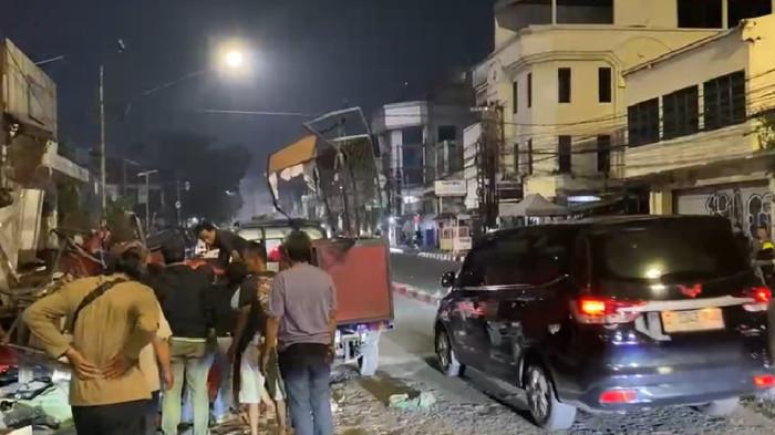 pkl pasar cicadas dibongkar 19 mei