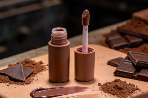 Chic Brown Lips!