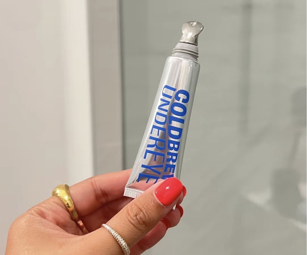 Produk Under Eye Tinted