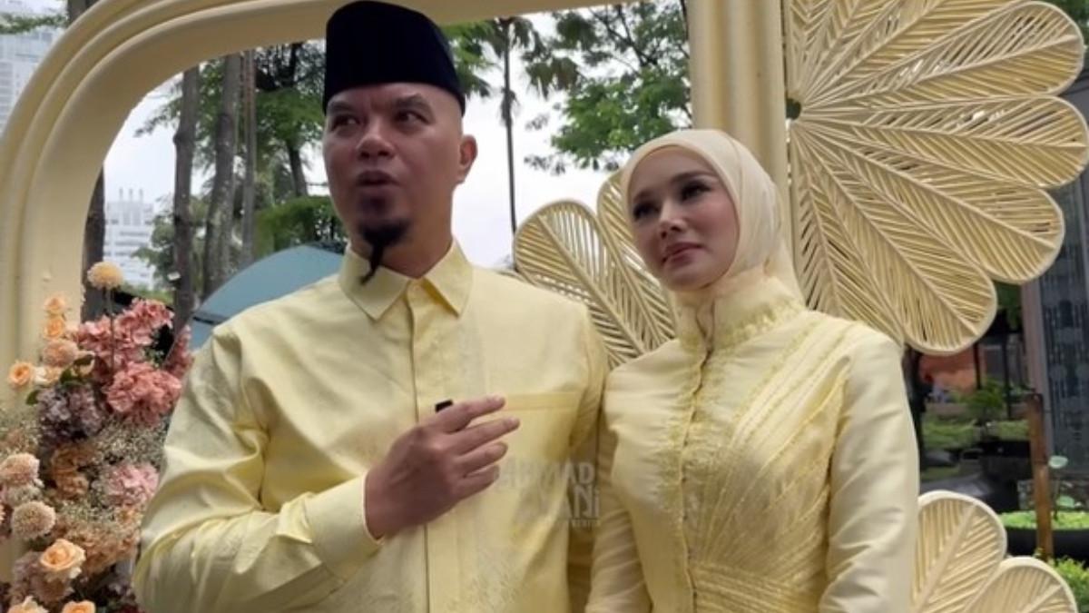 Ahmad Dhani dan Mulan Jameela hampir bercerai pada tahun lalu.