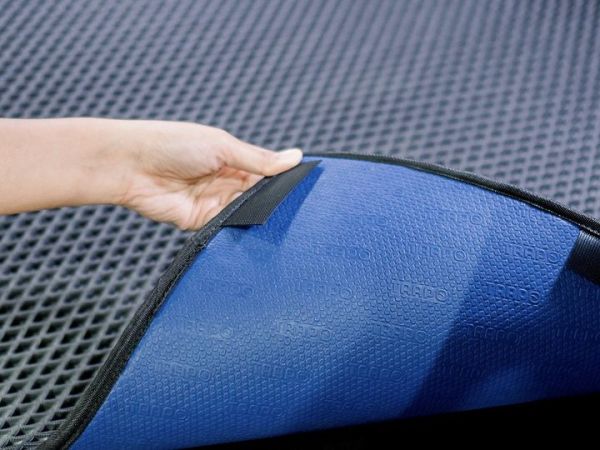 Karpet mobil Trapo Classic V dengan tambahan material RealGrip 2.0 dari Trapo Fix