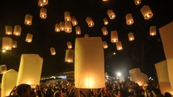 Festival Lampion Waisak 2026 Borobudur siap digelar, cek jadwal, harga tiket, dan aturan masuk sebelum datang.