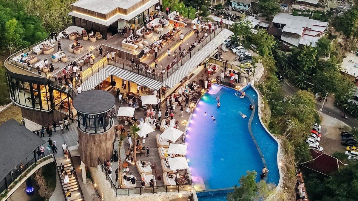 Obelix Sea View, tempat wisata di Gunungkidul yang tetap buka saat libur Idul Adha 2026.