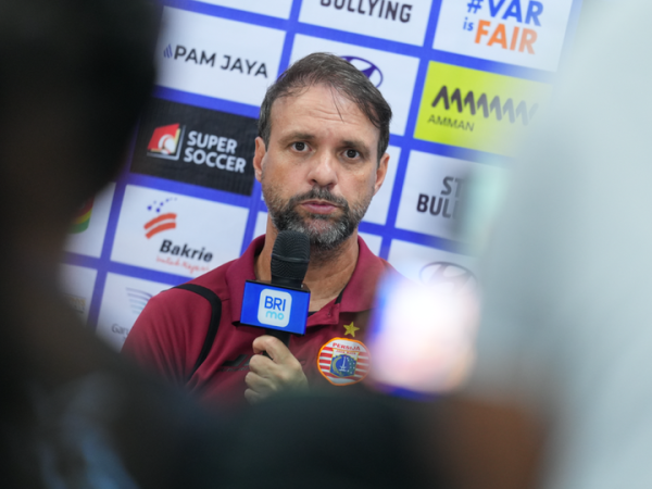 Pelatih Persija Jakarta Mauricio Souza gagal memenuhi target juara. 
