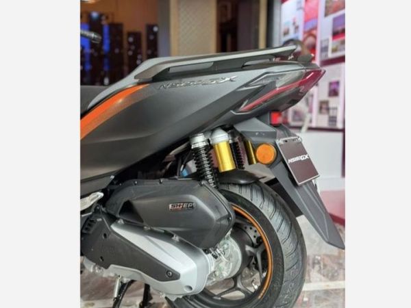suspensi belakang Honda NS150GX