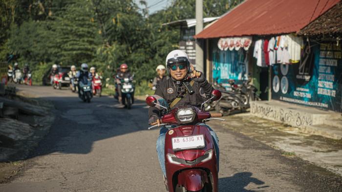 Para peserta “Touring Beyond The Road” yang digelar Astra Motor Yogyakarta menaiki Honda Stylo 160. (Dok Astra Motor Yogyakarta)