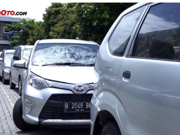 Ilustrasi parkir mobil