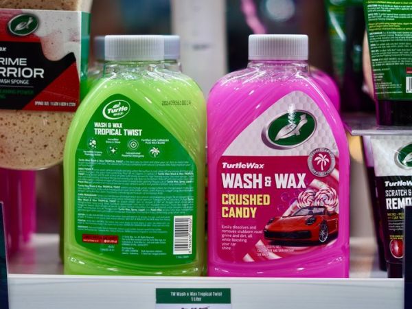 Hadirnya PT Laris Chandra di IIMS 2025 membawa produk baru Turtle Wax yang inovatif untuk kebutuhan cuci mobil.
