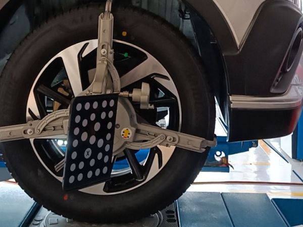 alat spooring di roda mobil