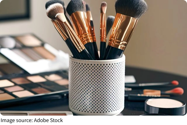 Nude-Lippenstift