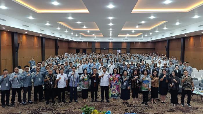 Yulius menghadiri doa syukur HUT ke-65 Bank Sulut Gorontalo