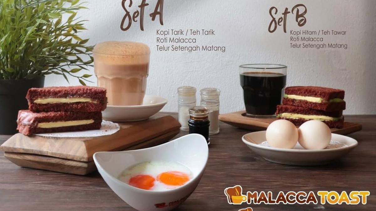 Malacca Toast Juanda, satu makan malam dekat Stasiun Juanda Jakarta Pusat yang bisa kamu kunjungi.