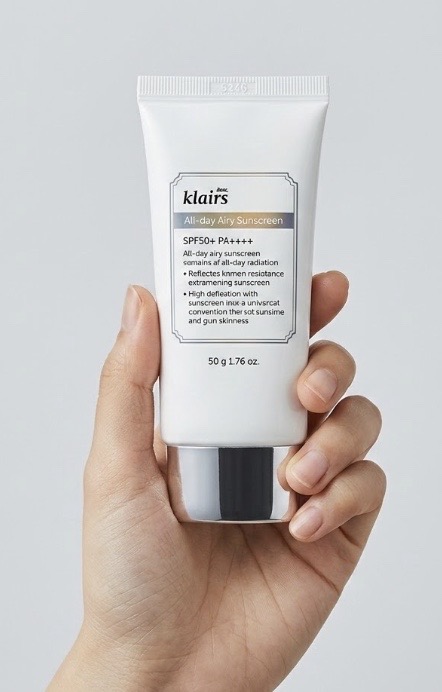 3 Light Sunscreens!