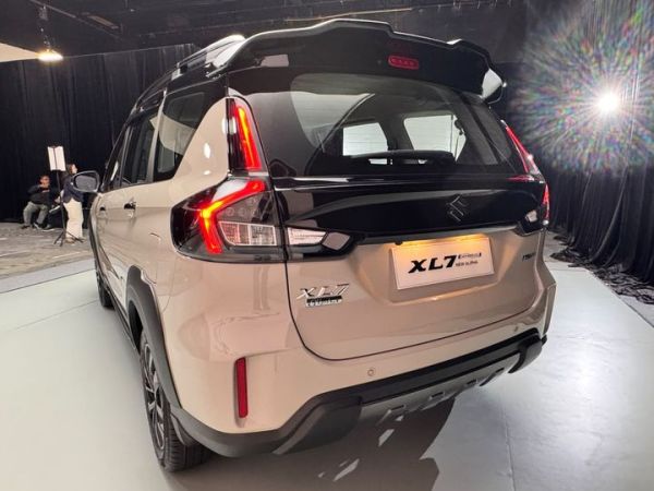 Istimewanya Alpha Hybrid, punya spoiler di buritan