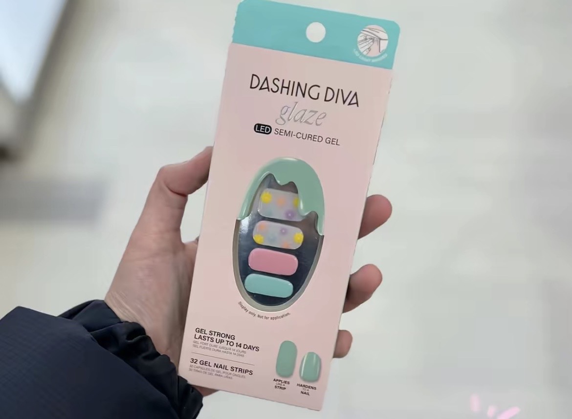 Rekomendasi Press-On Nails