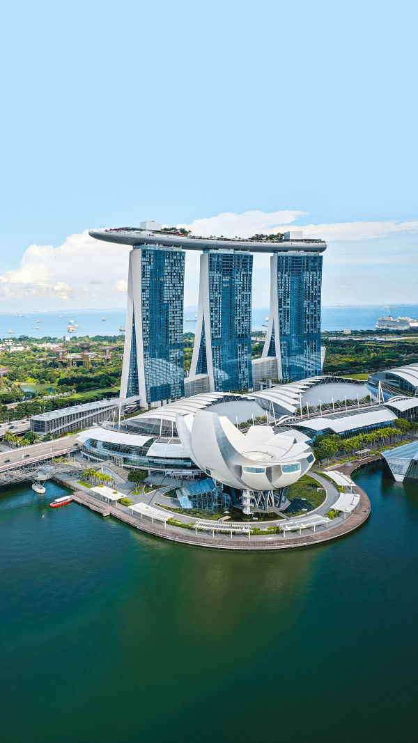 Stay at Marina Bay Sands!