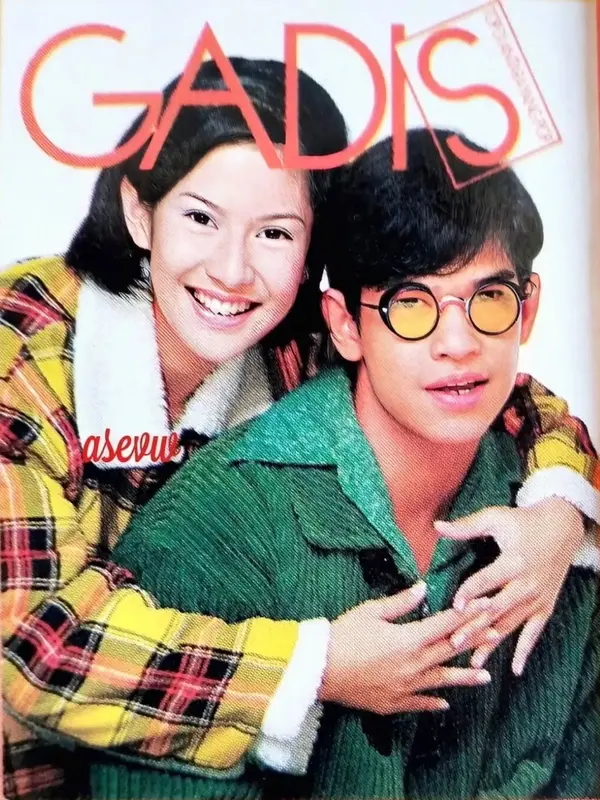 Pesona Dian Sastrowardoyo di era 90-an (credit: instagram.com/therealdisastr)