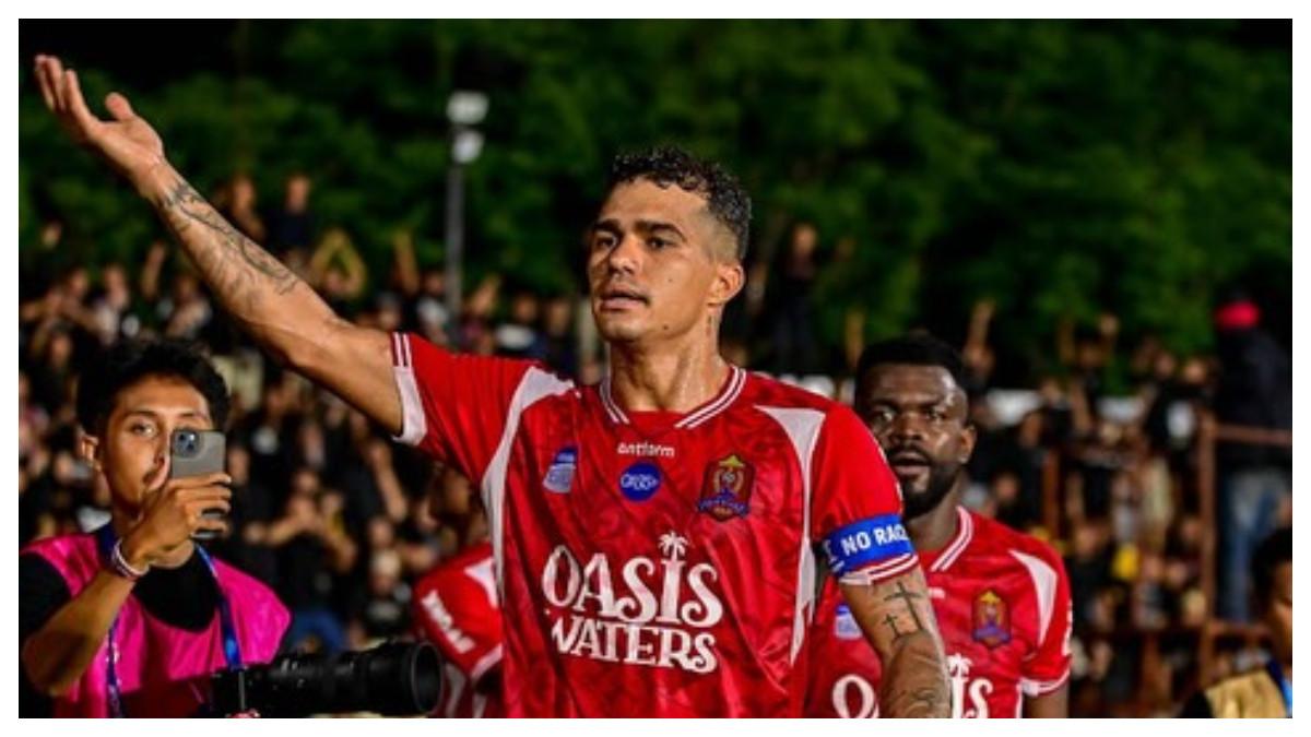 CARLOS FRANCA - Carlos Franca saat berseragam Persijap Jepara dalam foto unggahannya di Instagram pribadi pada Minggu (7/12/2025).