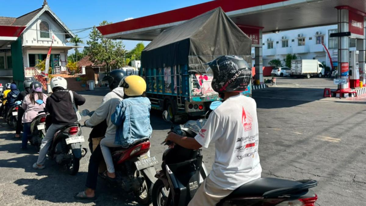Penurunan harga BBM non subsidi belum banyak mengubah pilihan masyarakat Karanganyar. 