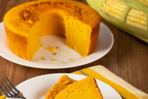 Bolo de fubá simples