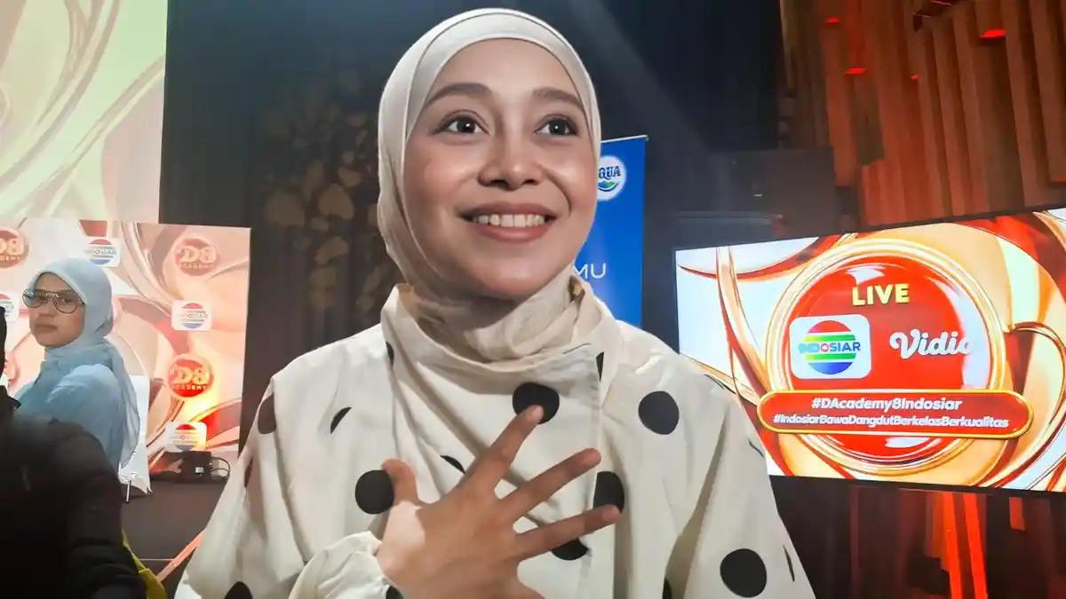 TEMPUH JALUR HUKUM - Lesti Kejora menegaskan dirinya bersama Rizky Billar dan Asila Maisa masih memilih mengikuti proses hukum terkait laporan dugaan penyebaran fitnah dan berita bohong di media sosial.