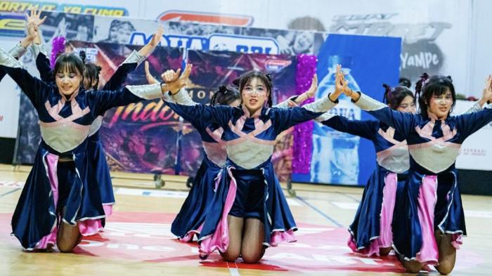 Penampilan tim dance SMAN 72 Jakarta