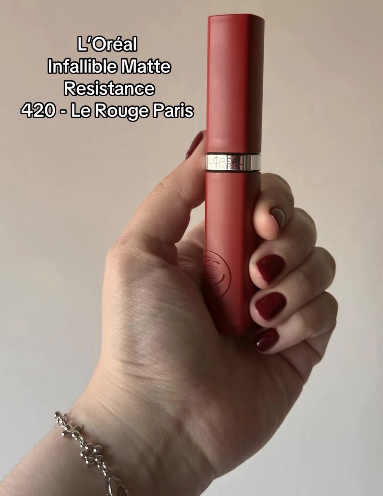 Red Lips, Four Moods