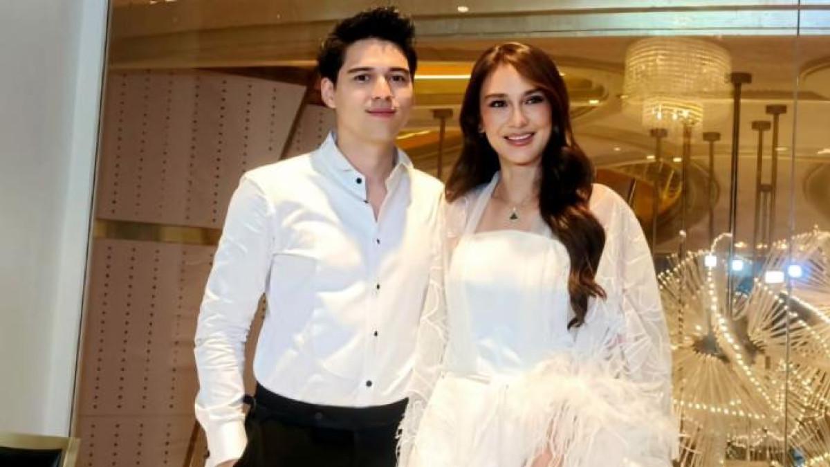 RESEPSI LUNA MAXIME - Maxime Bouttier dan Luna Maya gelar resepsi pernikahan di Jakarta. Maxime dan Luna saat jumpa pers di kawasan Gatot Subroto, Jakarta Pusat, Rabu (30/7/2025).