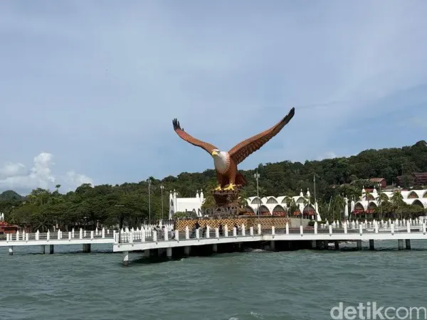 Sunset cruise di Langkawi Sunset cruise di Langkawi