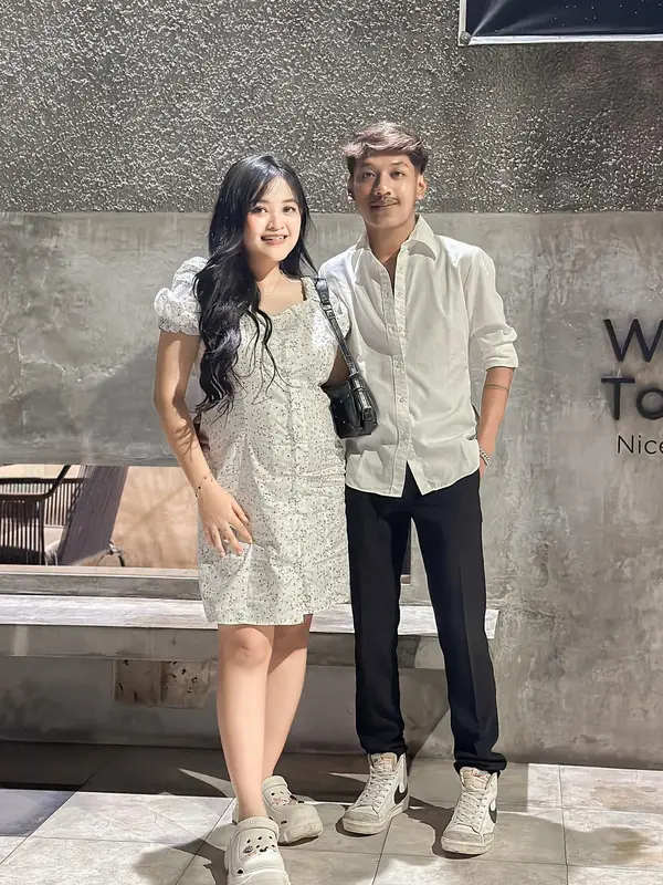 Koko Seto Koko Seto punya istri cantik bernama Anisatri (instagram.com/setobayu_id)