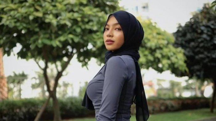 POTRET OKLIN - Sosok Oklin Fia yang tersandung kasus hukum imbas konten jilat es krim (arsip 2023).