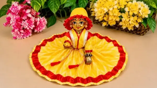 Unique costume design for Laddu Gopal on Janmashtami: Know how to decorate