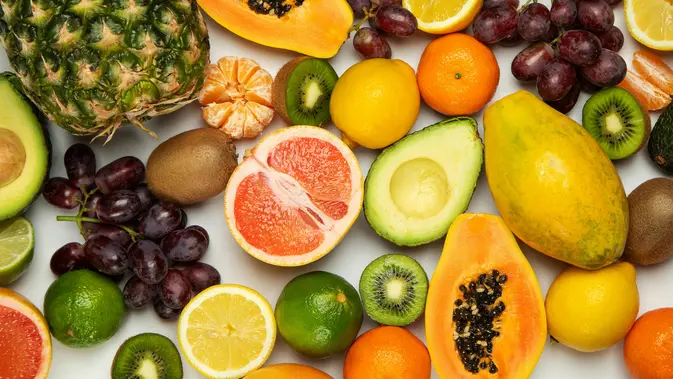 Ilustrasi Buah-buahan (Photo by Julia Zolotova on Unsplash)