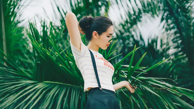 Narsis Dark Triad mencakup Machiavellianism, psikopati, dan narsisme. Studi menemukan ketiganya berkaitan dengan gaya pemrosesan informasi tertentu yang juga berhubungan dengan pencapaian kreatif. (Narsis/copyright: unsplash/marco xu)